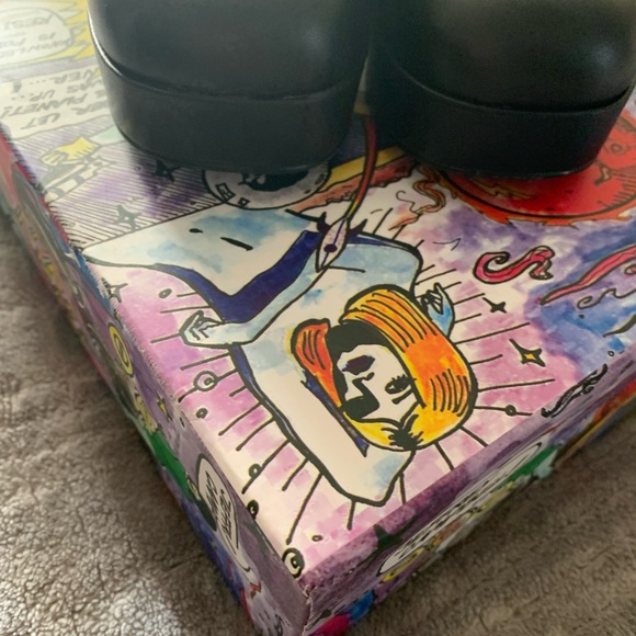 🖤NEW🖤Jeffrey Campbell Platform heeled leather booties 2” heel..1” platform - Picture 3 of 8